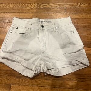 Women’s High Rise Levi’’s Jean Shorts- Size 8